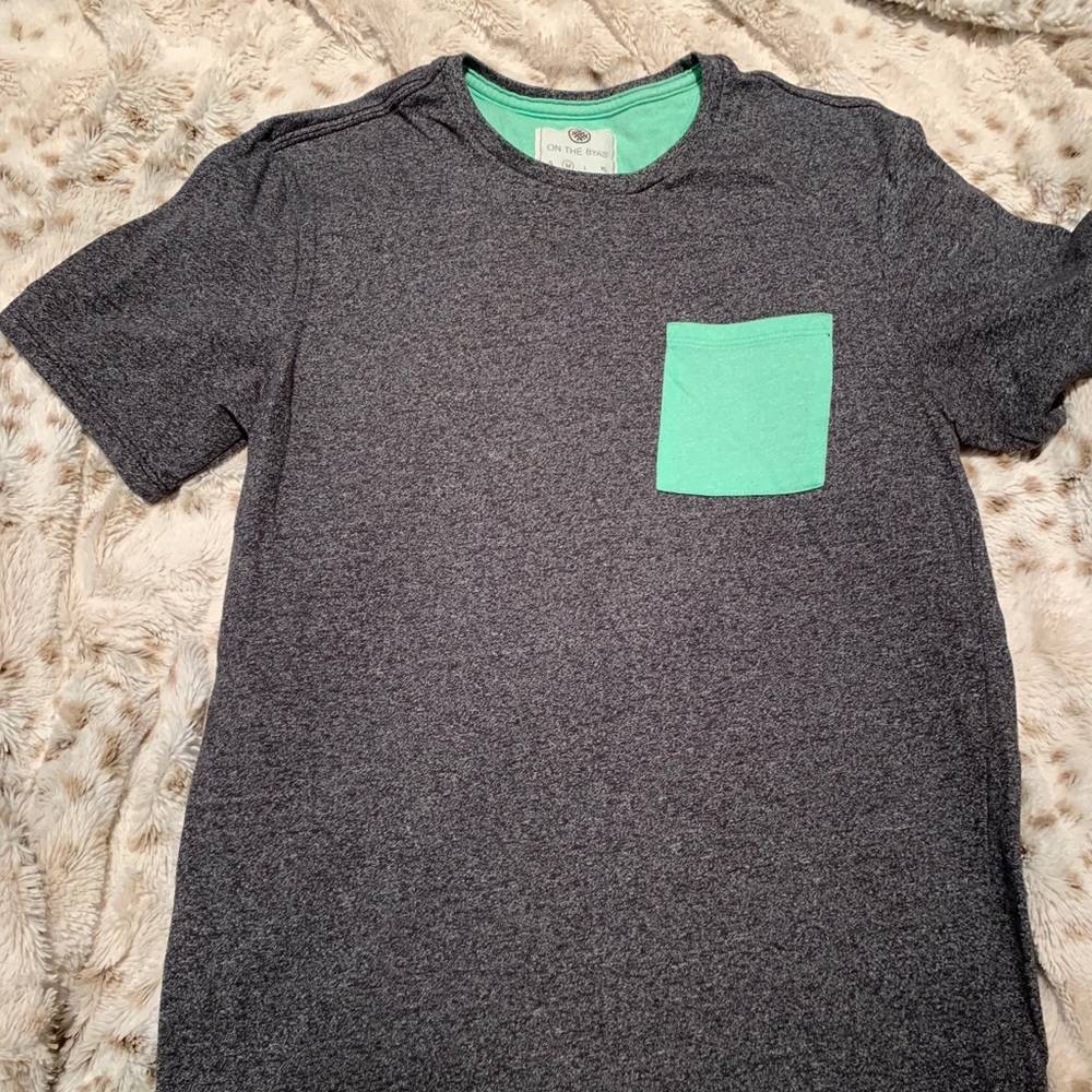 Short sleeve shirt